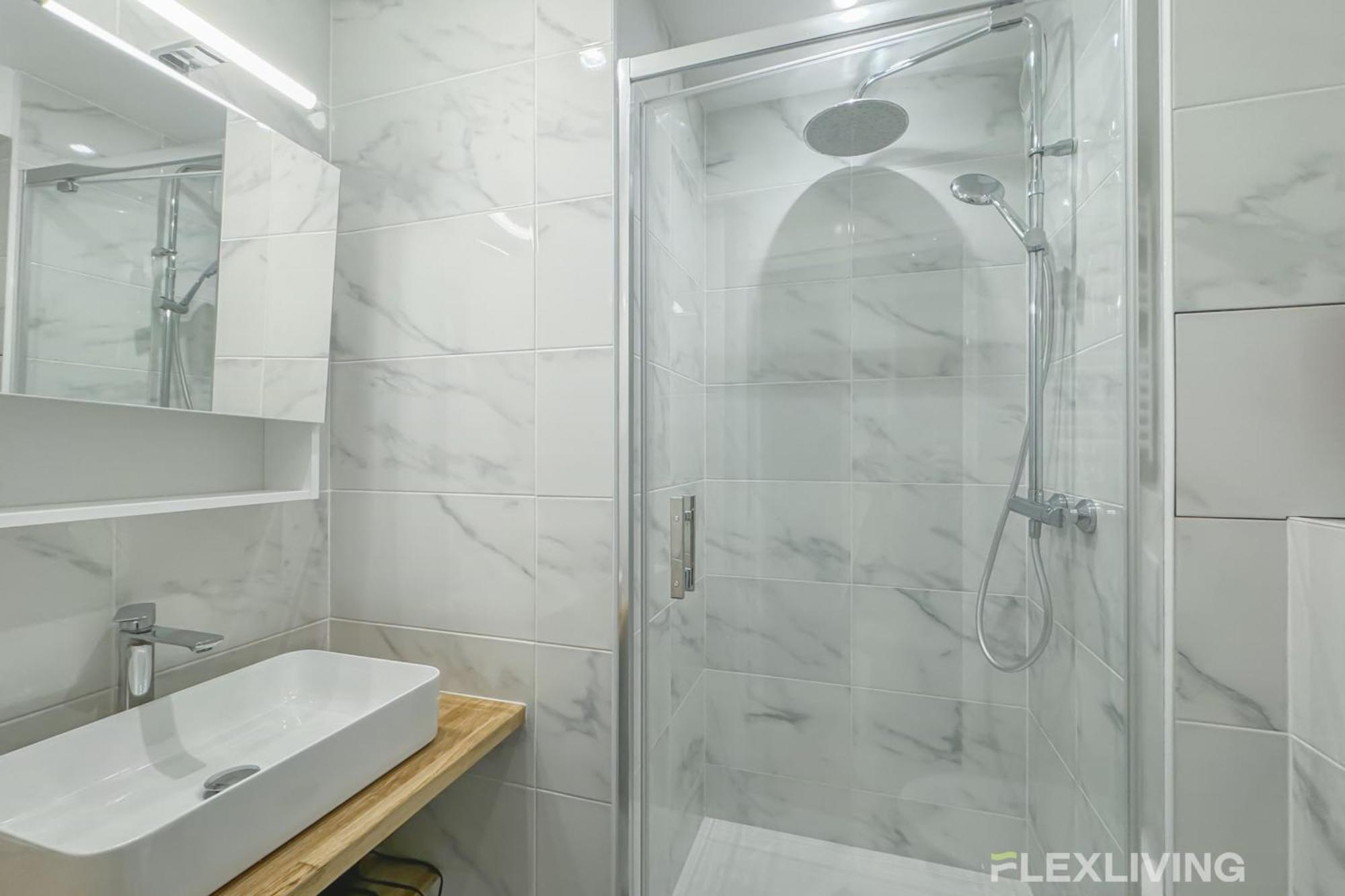 Flexliving - - Versailles Apartment